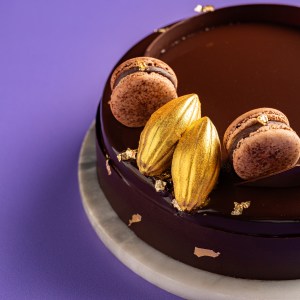 Classic Chocolate Cake Tub